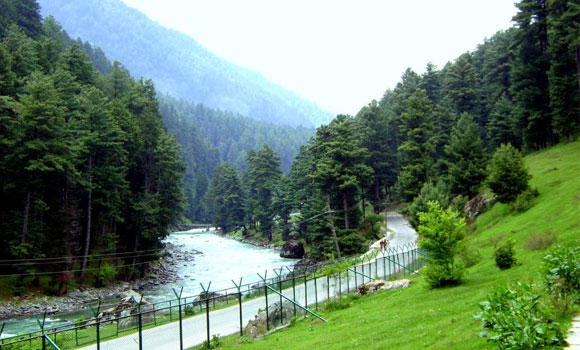 1467693626_2Pahalgam 1.jpg